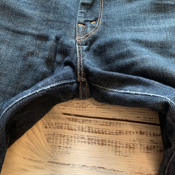 Mother Jeans The Looker Ankle Fray in Girl Crush - Picture 11 of 14